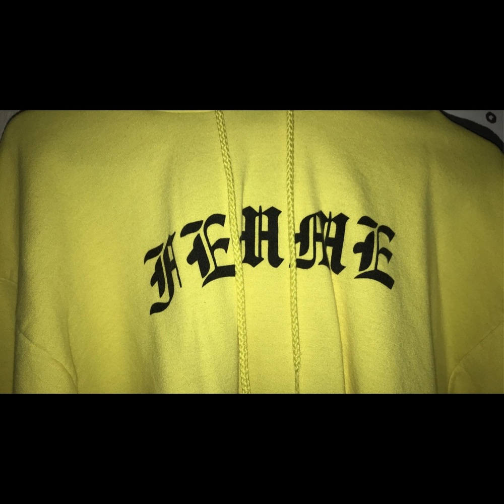 Neon yellow femme sweatshirt